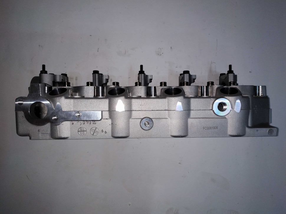 Hemen Головка блока Mitsubishi Montero Pajero L200 Hyundai 2.5TD 4D56 Седло 3,3mm (HD49887) [70049887] на Автозапчасти Автозапчасти