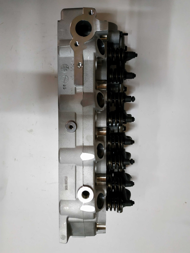 Hemen Головка блока В СБОРЕ с распредвалом и клапанами Mitsubishi Hyundai 2.5TD Седло 0,8mm (HD49914) [70049914] на Автозапчасти Автозапчасти