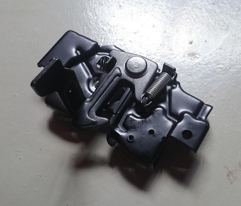 Faw Замок капота Besturn B50 (FA0156620) [70039288] на Faw (Фав) для китайских авто